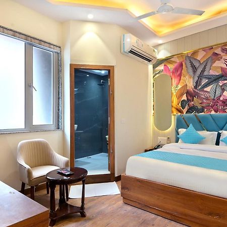 Hotel Saina International New Delhi ניו דלהי מראה חיצוני תמונה
