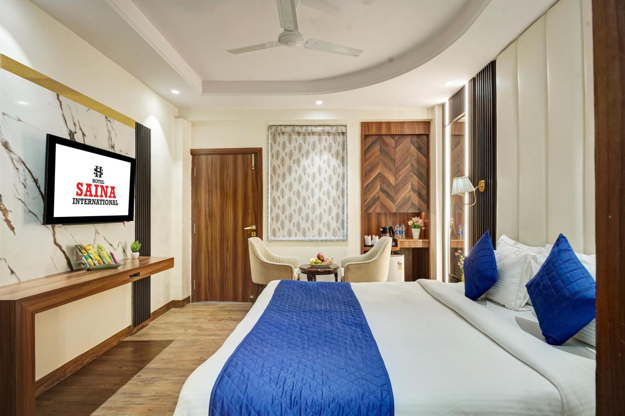 Hotel Saina International New Delhi ניו דלהי מראה חיצוני תמונה