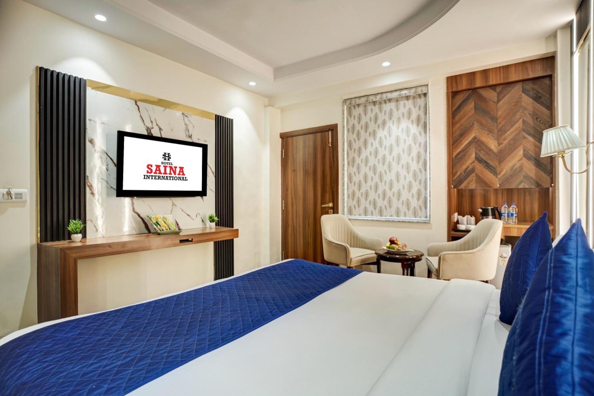 Hotel Saina International New Delhi ניו דלהי מראה חיצוני תמונה