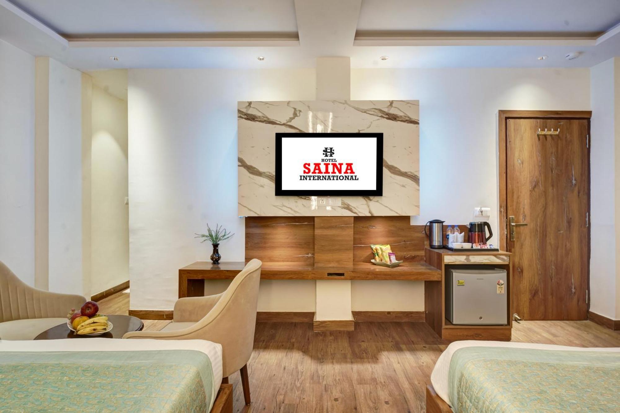 Hotel Saina International New Delhi ניו דלהי מראה חיצוני תמונה