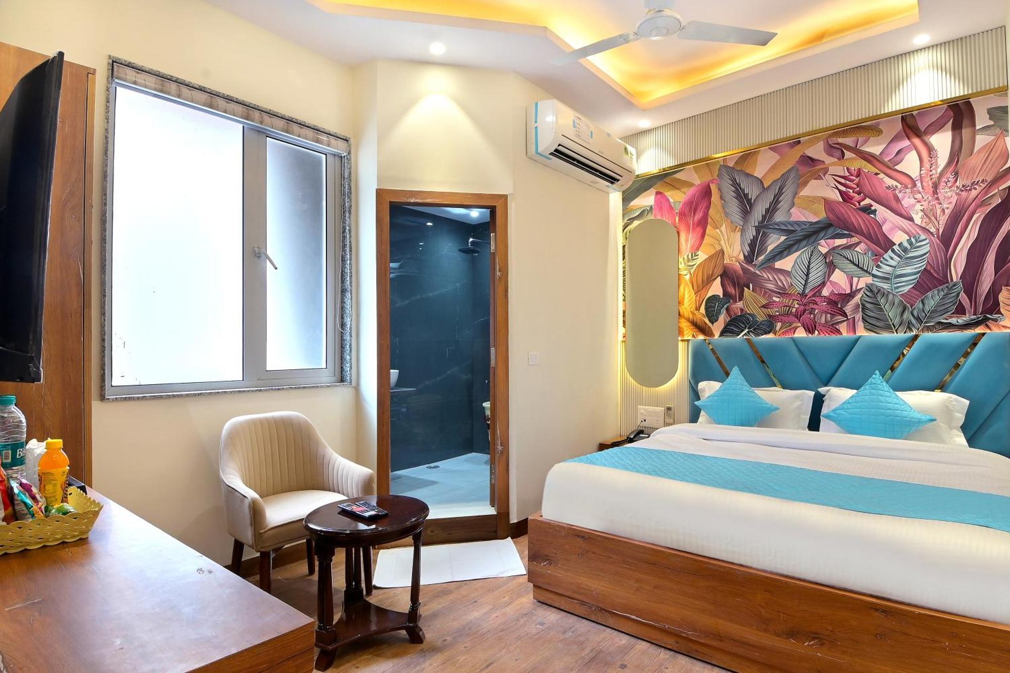 Hotel Saina International New Delhi ניו דלהי מראה חיצוני תמונה